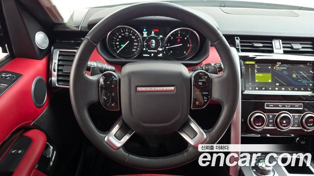 Land Rover Discovery 2019 — photo 20