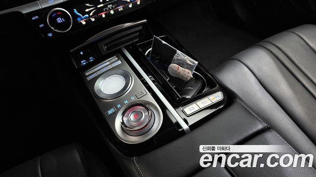 Genesis G80 2022 — photo 12