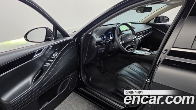 Genesis G80 2022 — photo 13