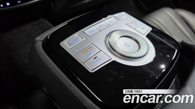 Genesis G80 2022 — photo 21