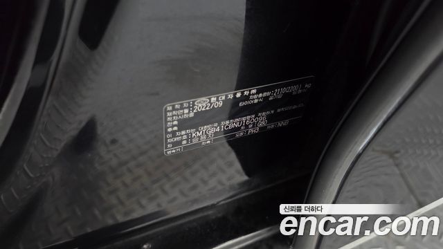 Genesis G80 2022 — photo 25