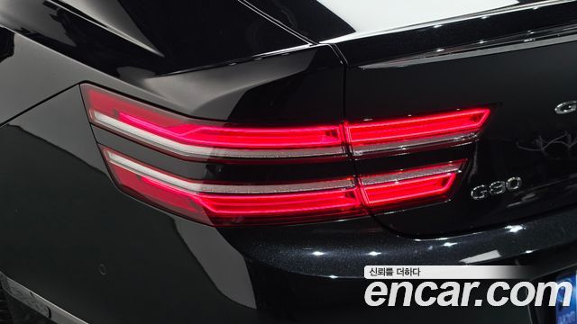 Genesis G80 2022 — photo 9