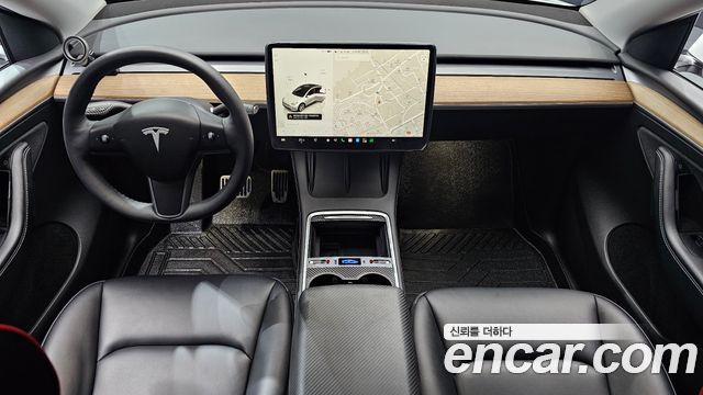 Tesla Model Y 2023 — photo 10