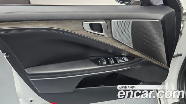 Kia K8 2022 — photo 14