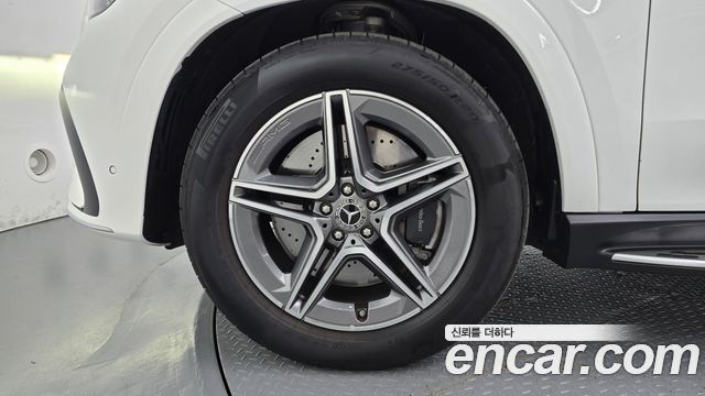 Mercedes-Benz GLE-Class 2026 — photo 5