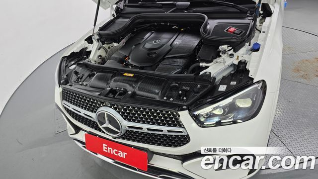 Mercedes-Benz GLE-Class 2026 — photo 6
