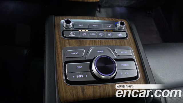 Kia K9 2022 — photo 19