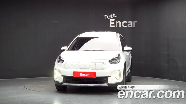 Kia Niro 2023 — photo 3