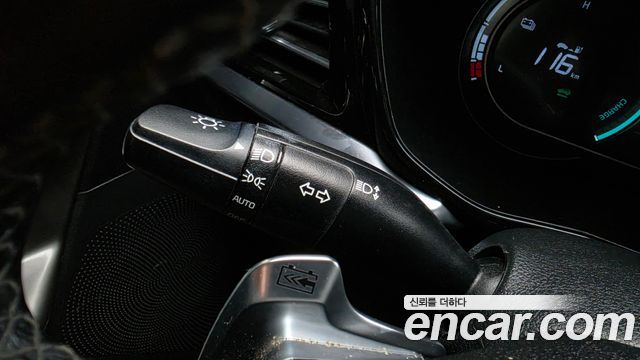 Kia Niro 2023 — photo 22