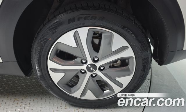 Kia Niro 2023 — photo 7