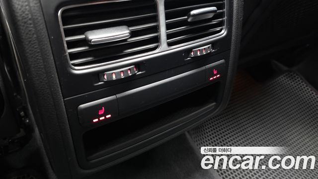 Volkswagen Touareg 2014 — photo 19