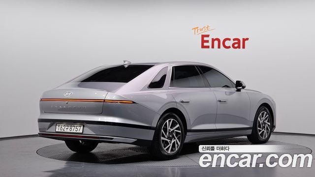 Hyundai Grandeur 2023 — photo 2