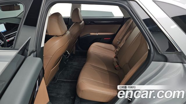 Hyundai Grandeur 2023 — photo 11