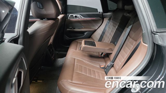 BMW i4 2023 — photo 18