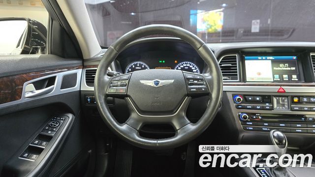 Hyundai Genesis 2016 — photo 12