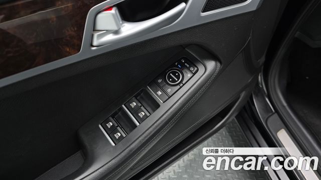 Hyundai Genesis 2016 — photo 15