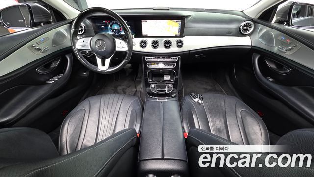 Mercedes-Benz CLS-Class 2019 — photo 10