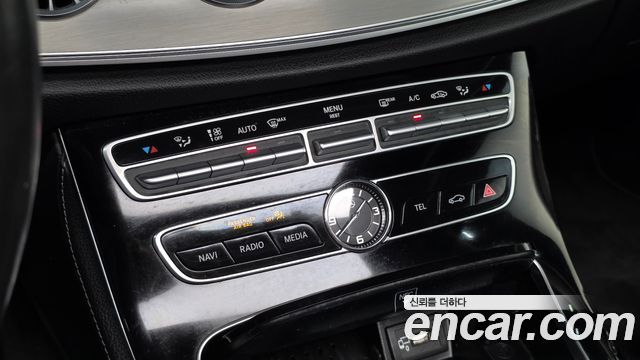 Mercedes-Benz CLS-Class 2019 — photo 30
