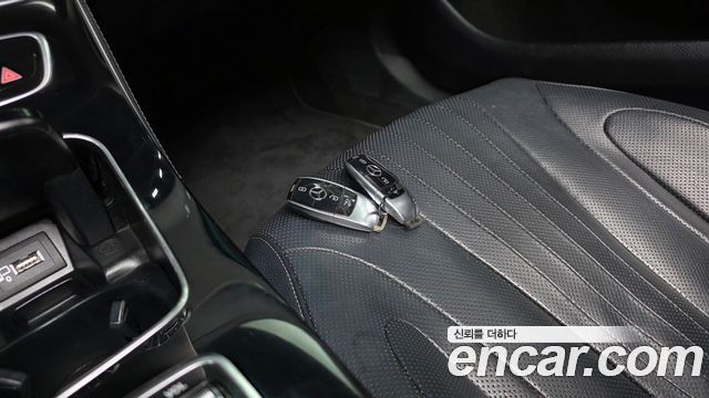 Mercedes-Benz CLS-Class 2019 — photo 34