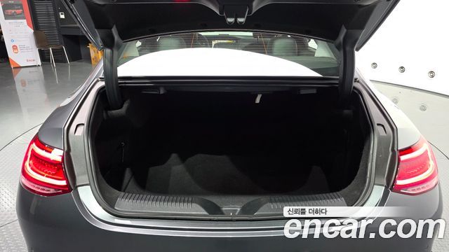 Mercedes-Benz CLS-Class 2019 — photo 35