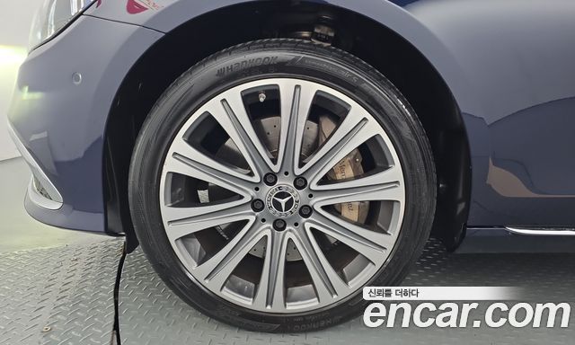 Mercedes-Benz E-Class 2021 — photo 5