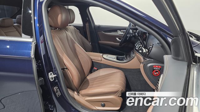 Mercedes-Benz E-Class 2021 — photo 16