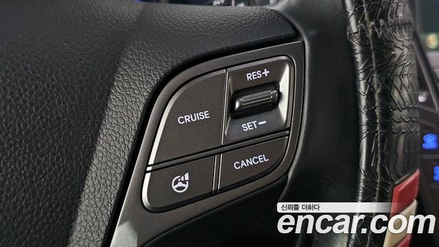 Hyundai Santafe 2015 — photo 28