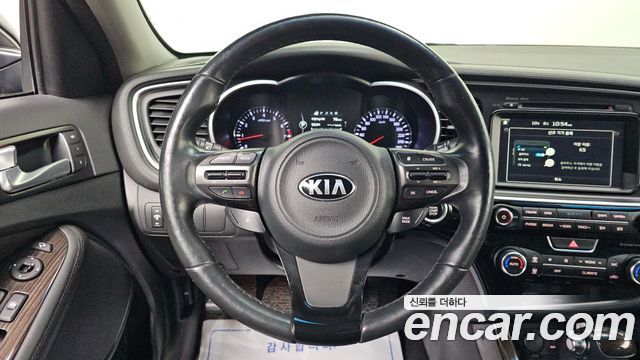 Kia K5 2015 — photo 14