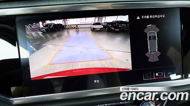 Audi Q3 2020 — photo 13
