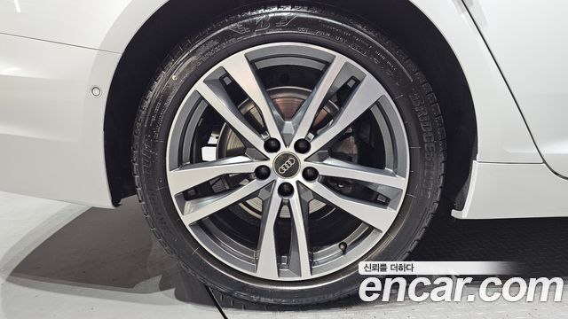 Audi A6 2023 — photo 5