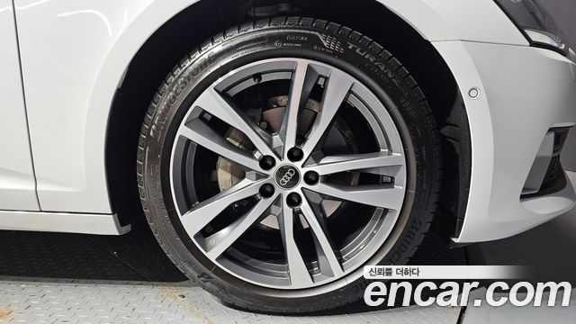 Audi A6 2023 — photo 7
