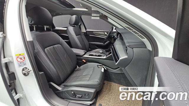 Audi A6 2023 — photo 16