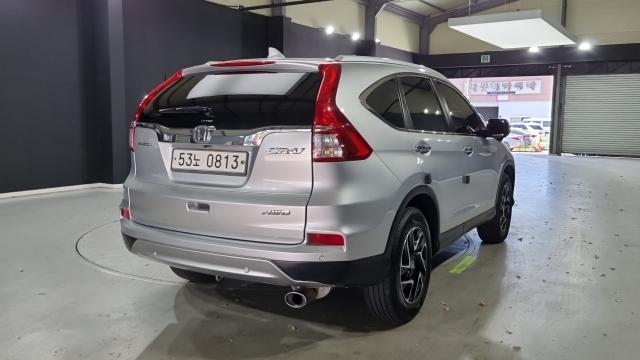 Honda CR-V 2016 — photo 2