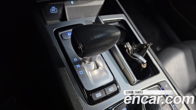 Genesis G80 2019 — photo 12