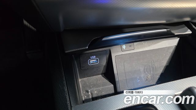 Genesis G80 2019 — photo 19