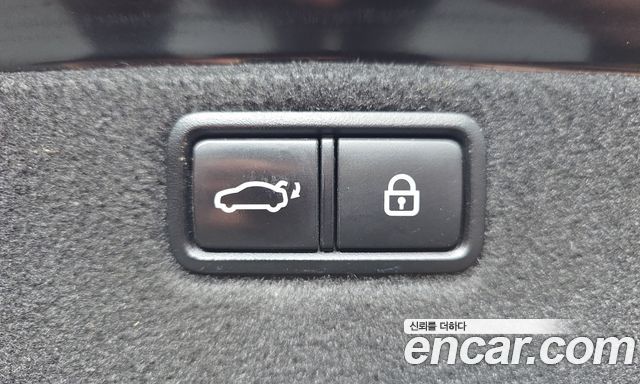 Genesis G80 2019 — photo 26