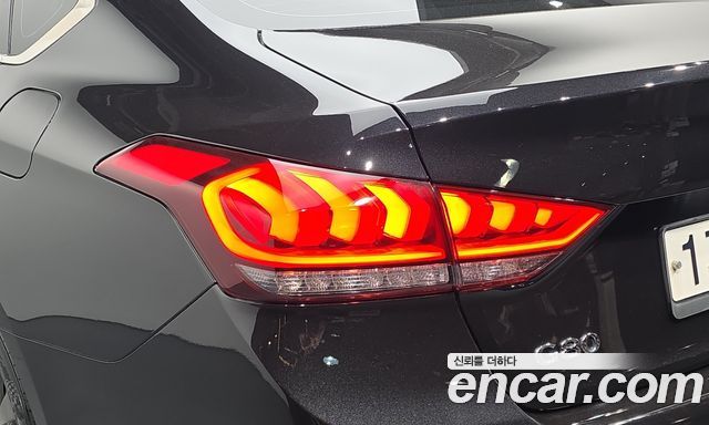 Genesis G80 2019 — photo 9
