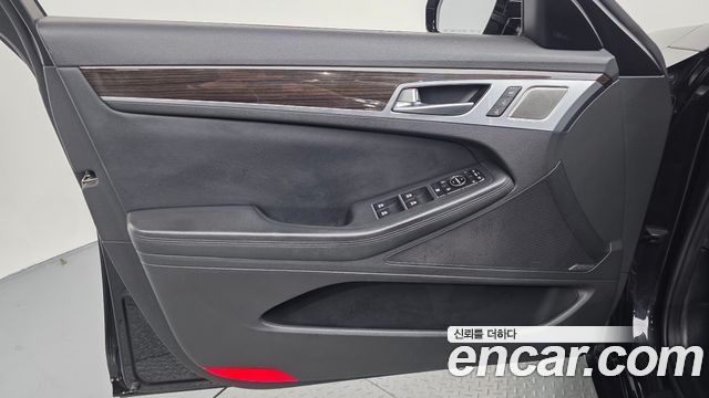 Genesis G80 2019 — photo 14