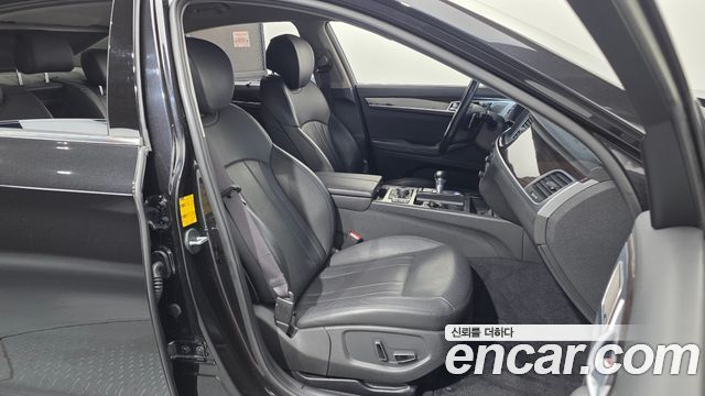 Genesis G80 2019 — photo 16