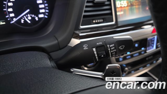 Genesis G80 2019 — photo 38