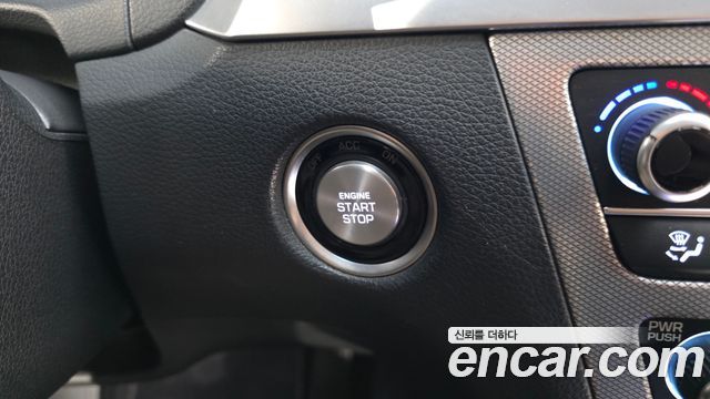 Genesis G80 2019 — photo 39