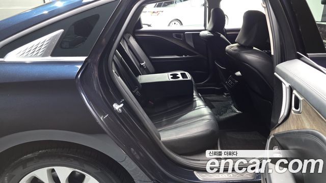 Kia K8 2022 — photo 17