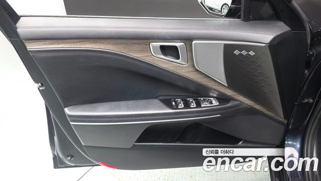 Kia K8 2022 — photo 14