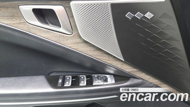 Kia K8 2022 — photo 29