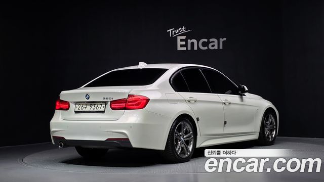 BMW 3-Series 2018 — photo 2