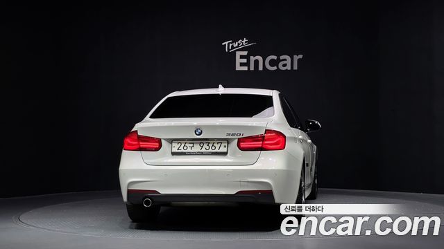 BMW 3-Series 2018 — photo 4