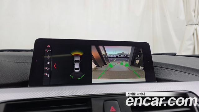 BMW 3-Series 2018 — photo 21
