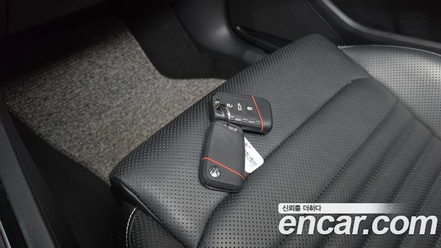Volkswagen Passat 2022 — photo 21