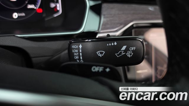 Volkswagen Passat 2022 — photo 29