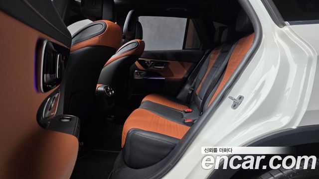 Mercedes-Benz GLC-Class 2023 — photo 18